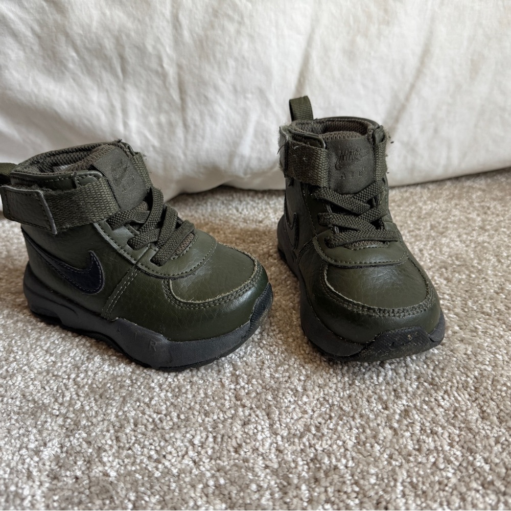 Nike Air Max Goaterra 2.0 Toddler 5c